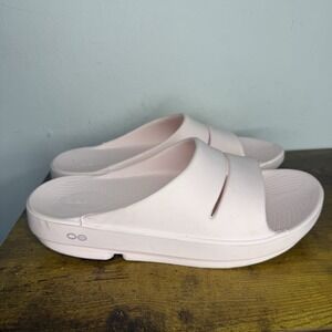 OOFOS OOahh Recovery Slides Women's Size 10 Light Pink
